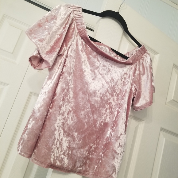 Top - Picture 2 of 4